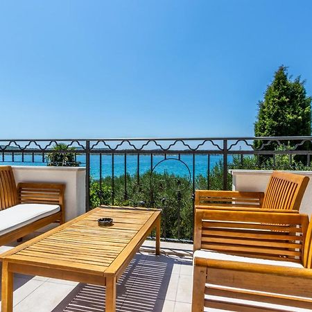 פירובאץ Apartments La Mirage מראה חיצוני תמונה