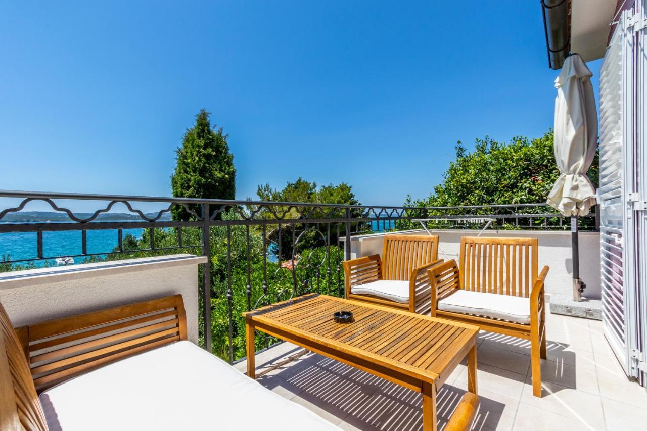 פירובאץ Apartments La Mirage מראה חיצוני תמונה