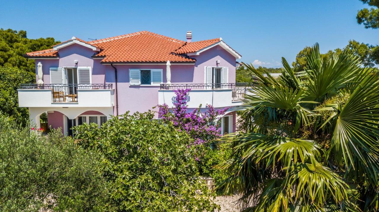 פירובאץ Apartments La Mirage מראה חיצוני תמונה