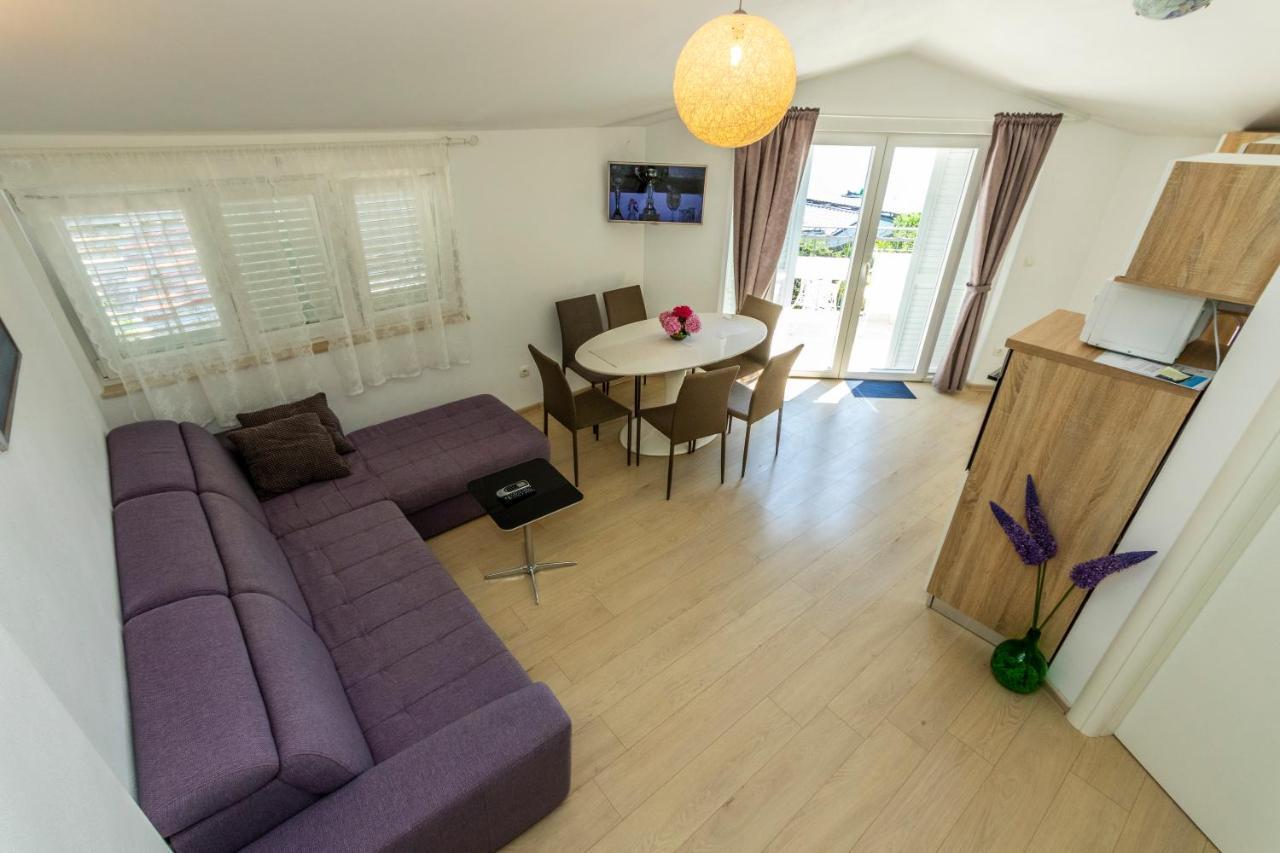 פירובאץ Apartments La Mirage מראה חיצוני תמונה