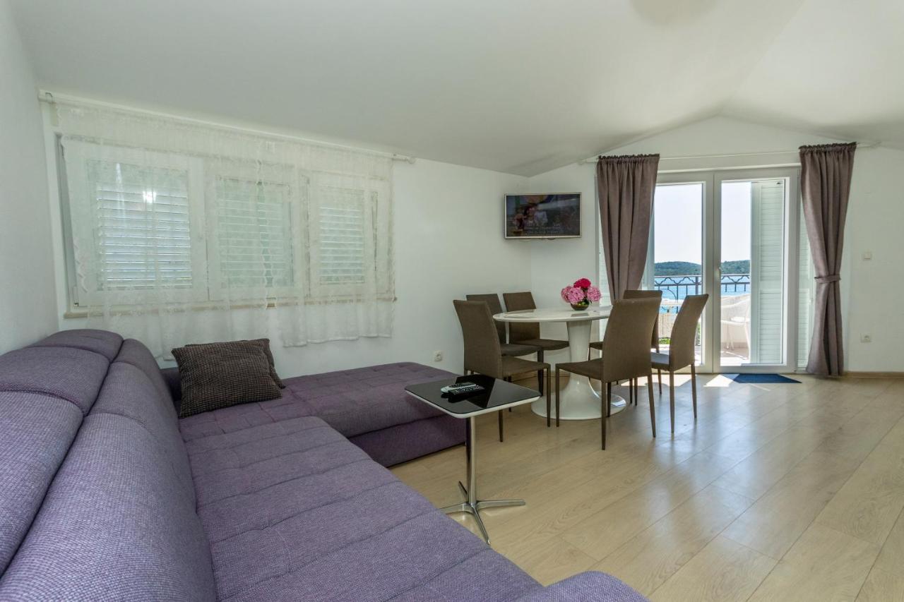 פירובאץ Apartments La Mirage מראה חיצוני תמונה