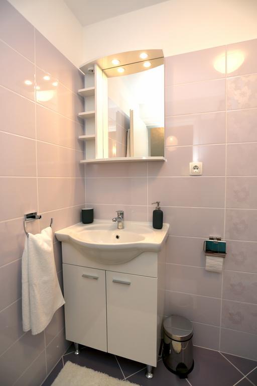 פירובאץ Apartments La Mirage מראה חיצוני תמונה