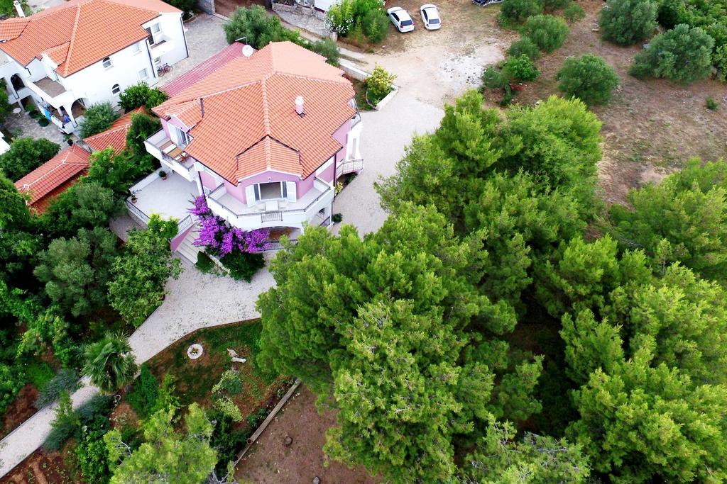 פירובאץ Apartments La Mirage מראה חיצוני תמונה